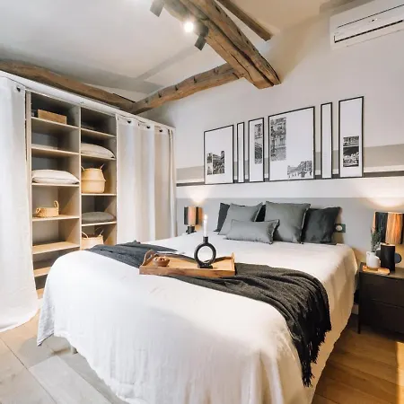 Aretha - 1 Dans Le Marais. *